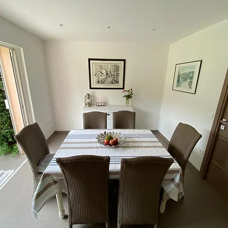 Raphael Valescure Piscine Clim Wifi Golf Holiday home
