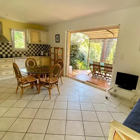 Raphael Valescure Piscine Clim Wifi Golf Vakantiehuis *